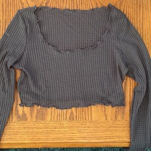 Long sleeve crop top